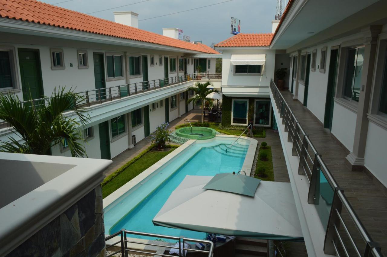 Hotel Villa Magna Poza Rica Buitenkant foto